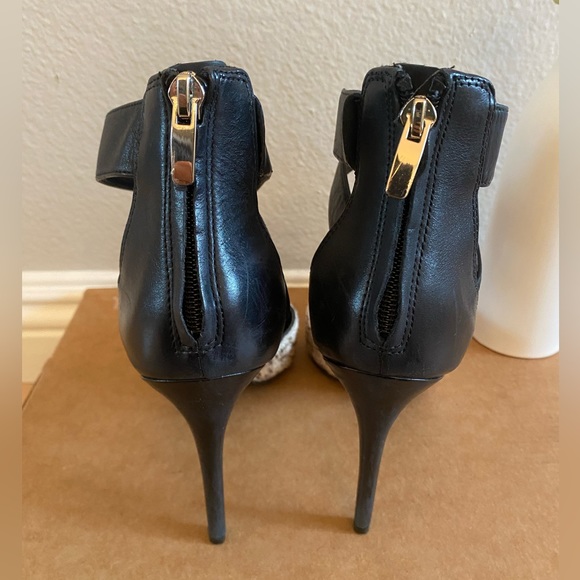 Last Chance: Cross Ankle Strap High Heels Size 7 - Picture 7 of 8